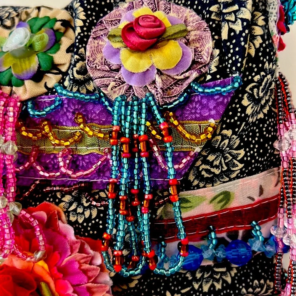 NWT vintage Square-shaped with tassels Handmade Hand-beaded in Aspen CO ROSETTES - Picture 6 of 15